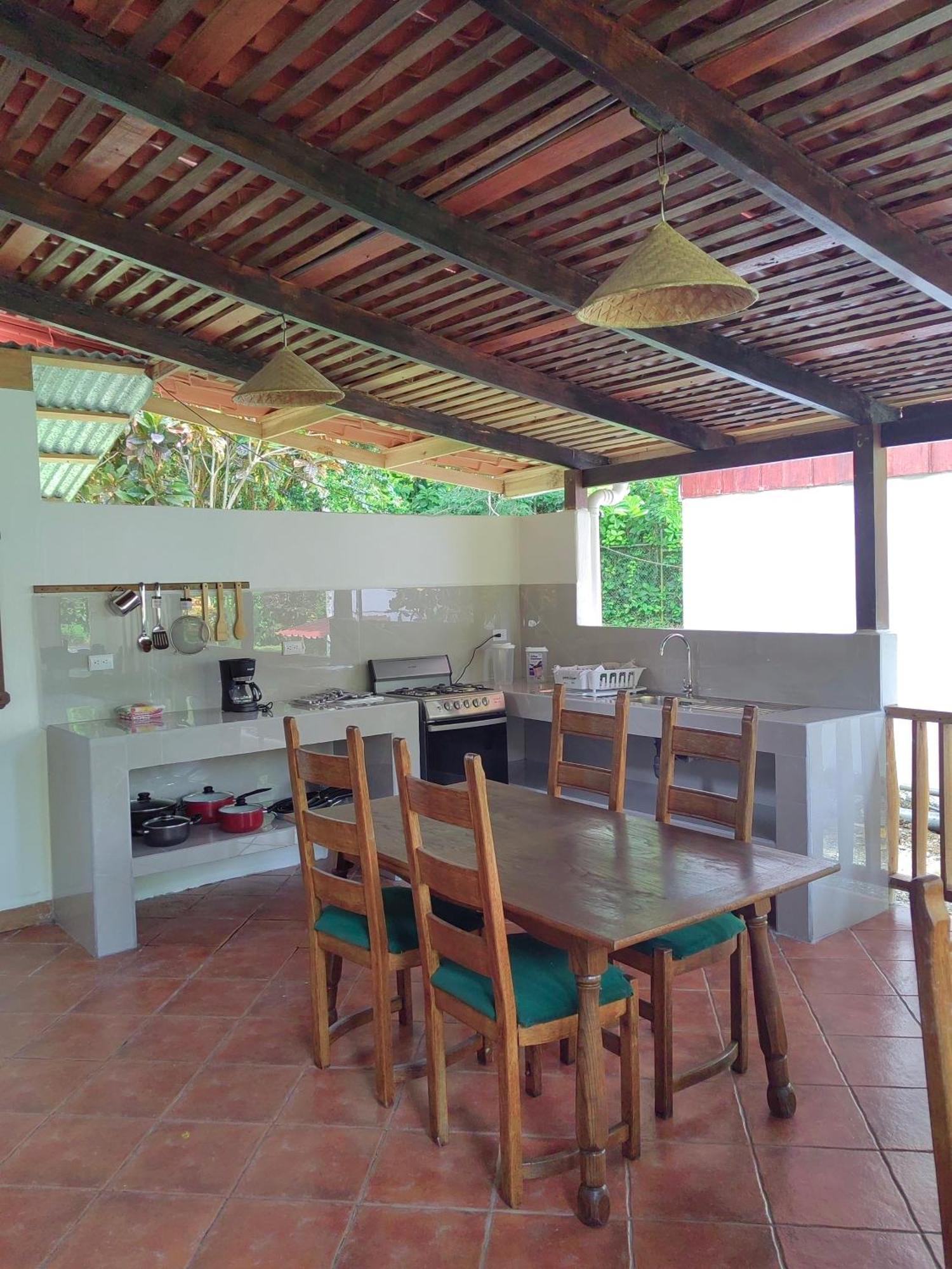 Cabinas Nirvana Ecolodge Cahuita Ngoại thất bức ảnh